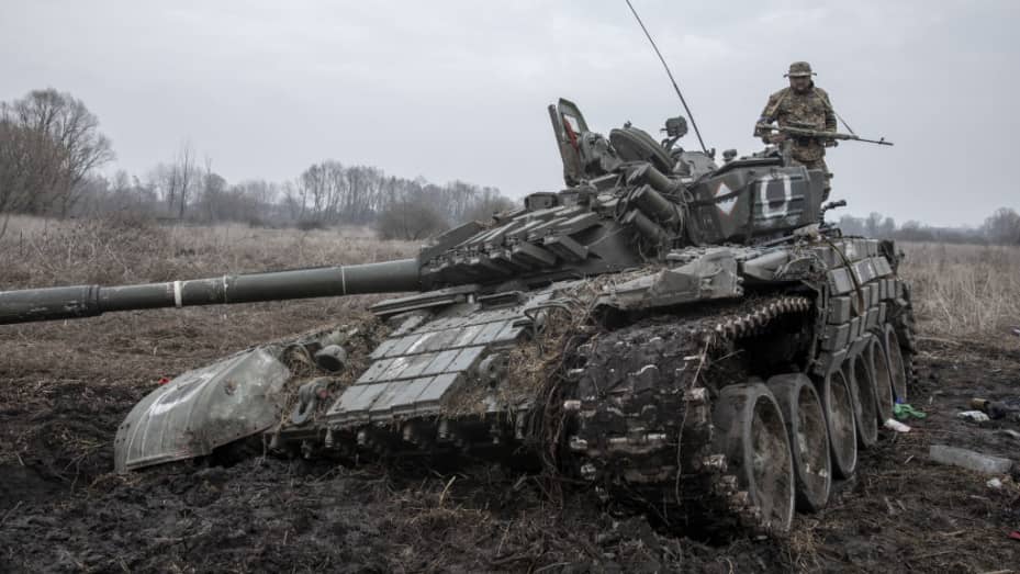T-72 ruso víctima de la Rasputitsa ucraniana
