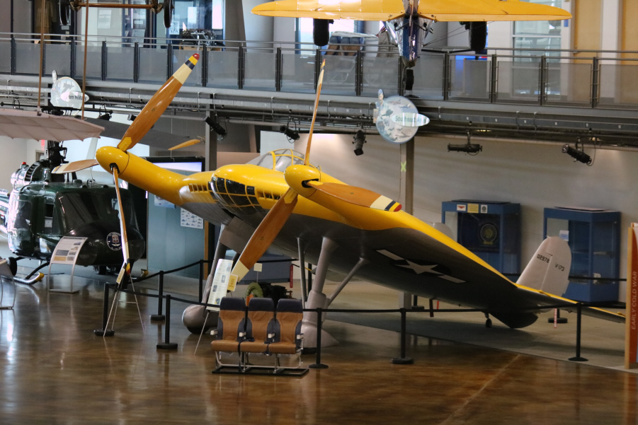 V-173 expuesto en un museo.